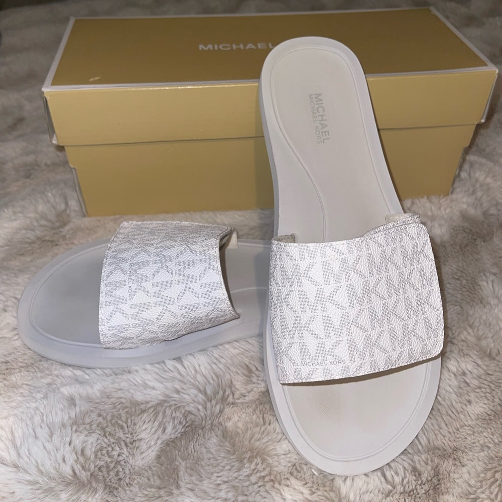 Michael Kors Slides